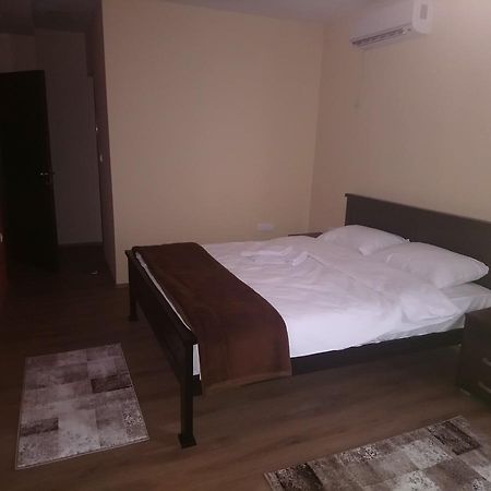 Auberge de jeunesse Prenociste Hrast à Paraćin Extérieur photo