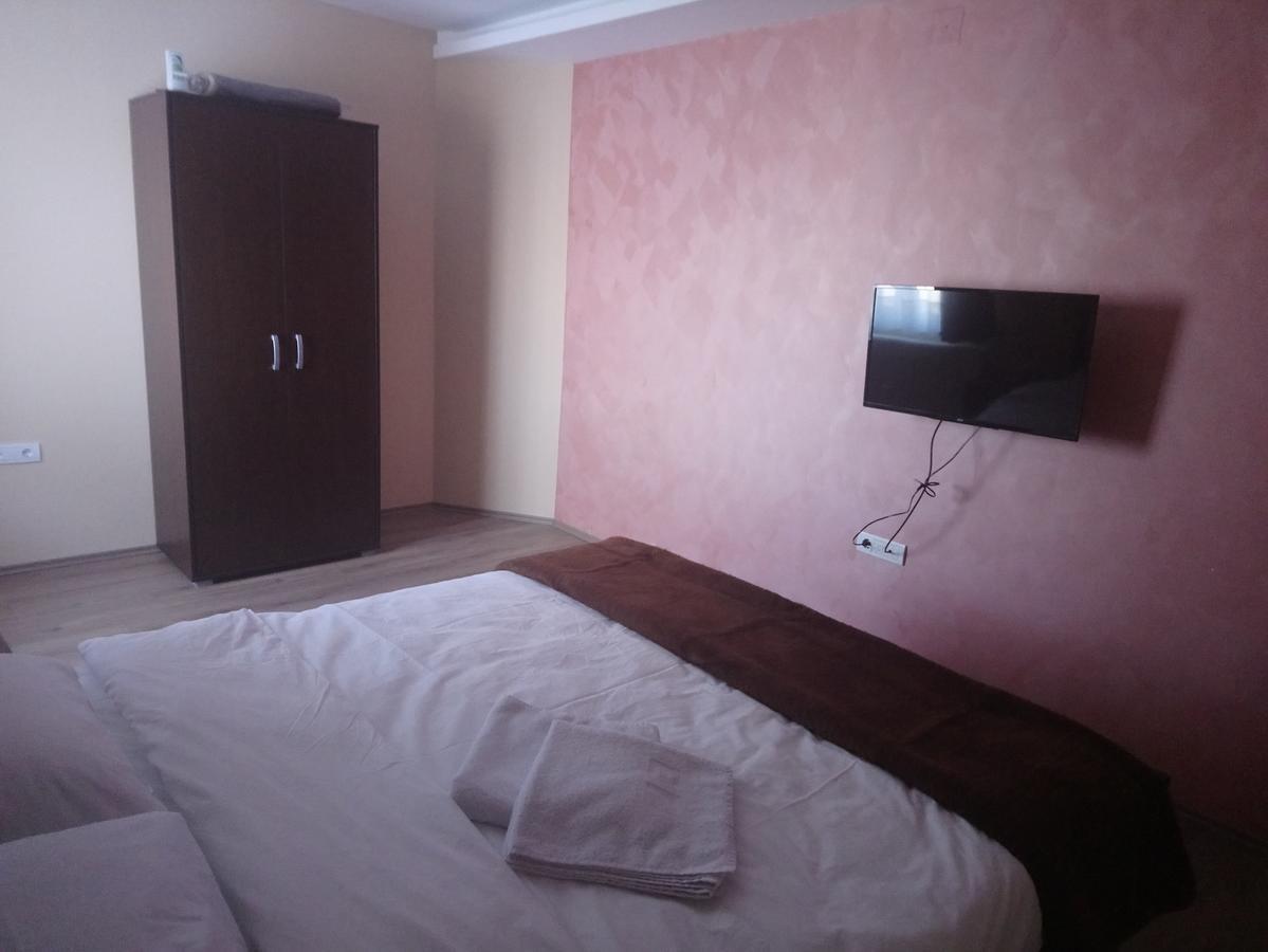 Auberge de jeunesse Prenociste Hrast à Paraćin Extérieur photo